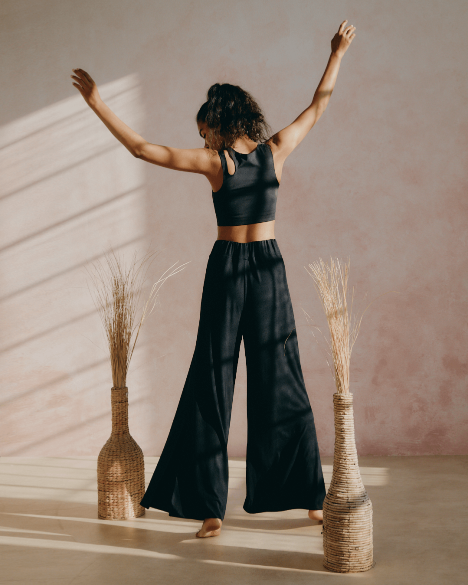 Asana Flow Pants – Onyx – Asana Creatives